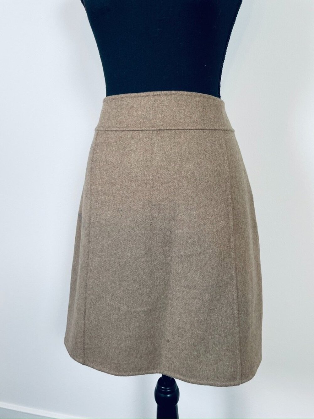 MAX MARA Weekend Wool A-line skirt Size 6